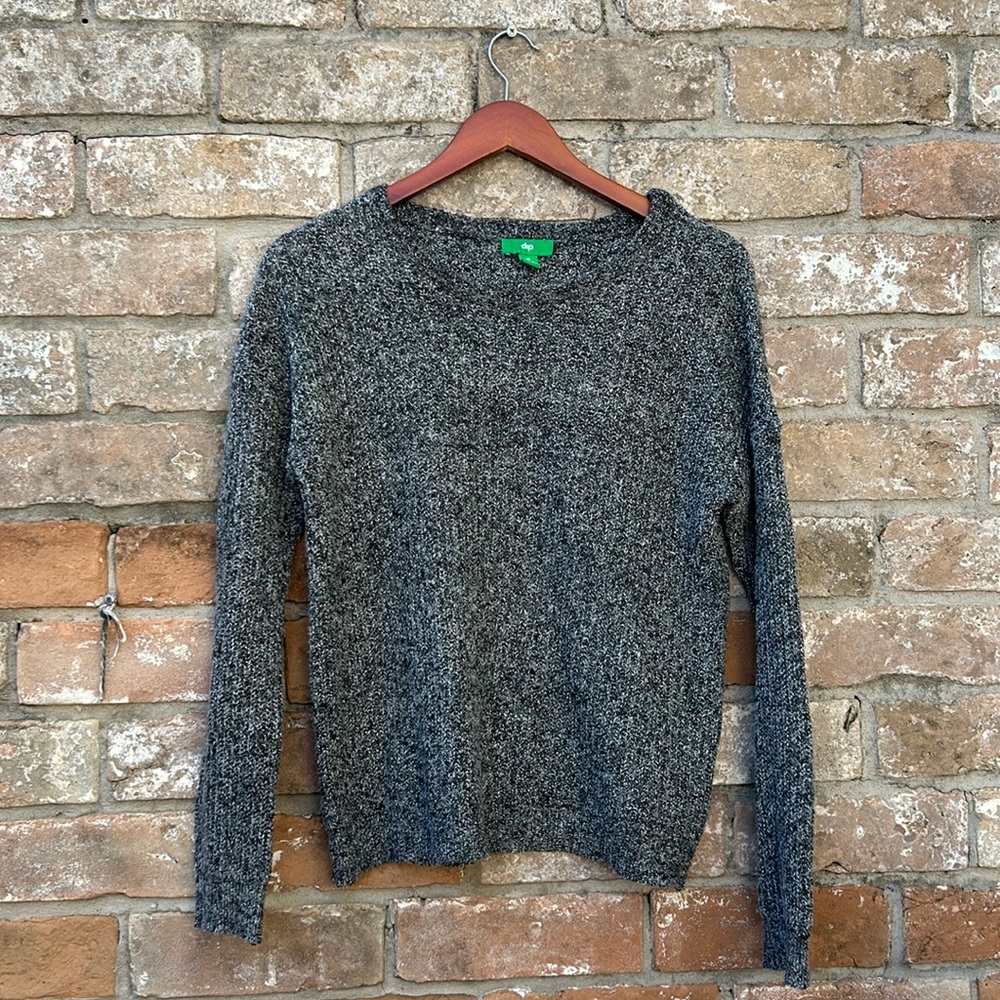 Dip gray sweater. Size M.